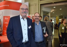 Waren als Besucher unterwegs: Mario Gebauer und Werner Schmidt von Euro Pool System.