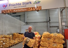 Florian Stark ist Geschäftsführer der Früchte Stark und widmet sich vorwiegend dem Vertrieb von Kartoffeln.