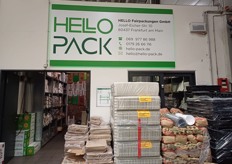 Blick auf den Stand des Verpackungszulieferers Hello Pack GmbH.