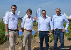 Leon Haanstra und Dirk Stellingwerf von Schaap Holland im Gespräch mit einer zweiköpfigen Delegation des italienischen Kartoffelverarbeiters Pizzoli.