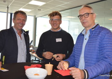 Sepp Häcki (Kernser Edelpilze), Andreas Kalser (Kirnig Edelpilze Südtirol) und Geert Peter de Rijk (Paddenstoelenrijk)