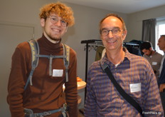 Roel van de Heyning (Sac02) trifft sich mit einem Student.